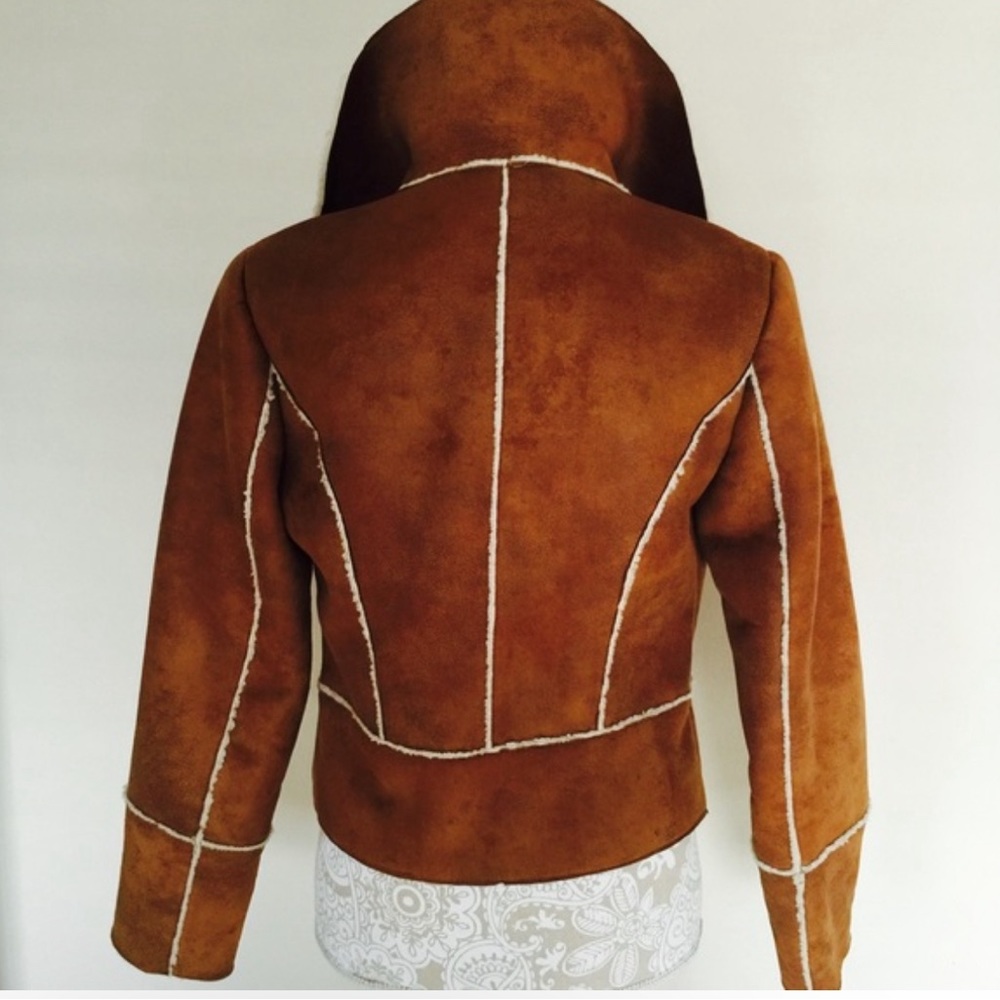 Jacket - Picture 3 of 3